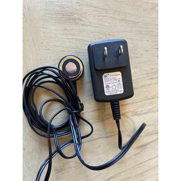 Genuine Shark AC Adapter DK12-133075A-U Power Cord Plug - Picture 1 of 5